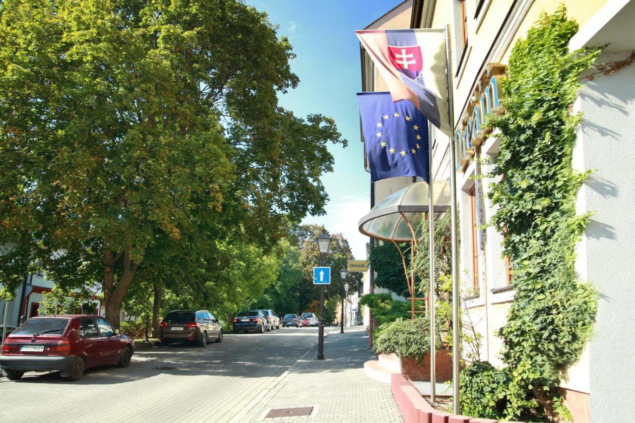 Hotel Dream Trnava Ngoại thất bức ảnh