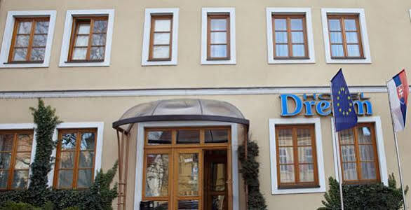 Hotel Dream Trnava Ngoại thất bức ảnh